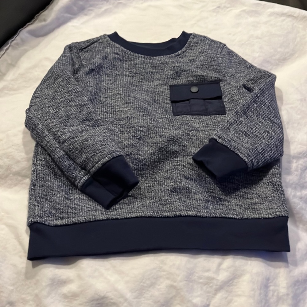 Adorable blue shirt